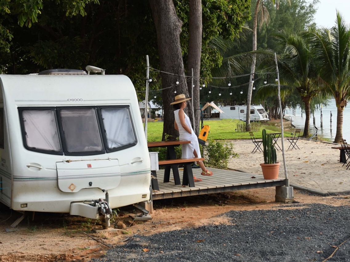 The Play Yard Phuket EN MV Caravan